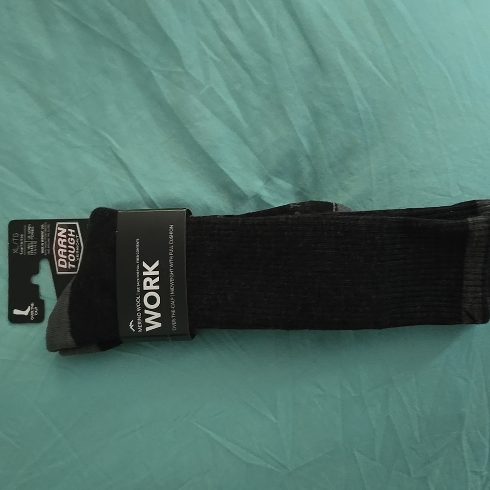 NWT Darn Tough Mens XL Socks